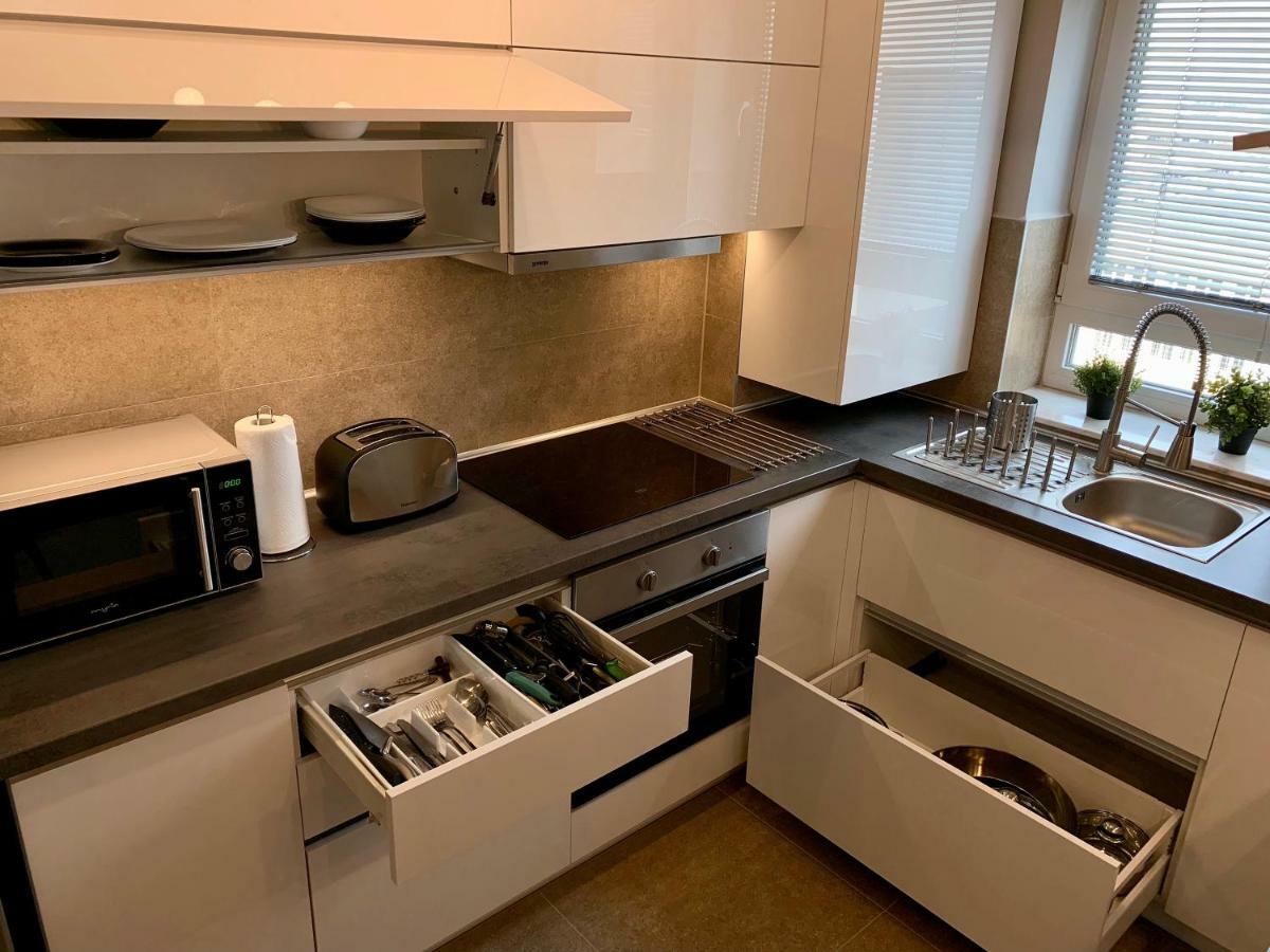 Apartament Modern Studio Coresi Braszów Zewnętrze zdjęcie