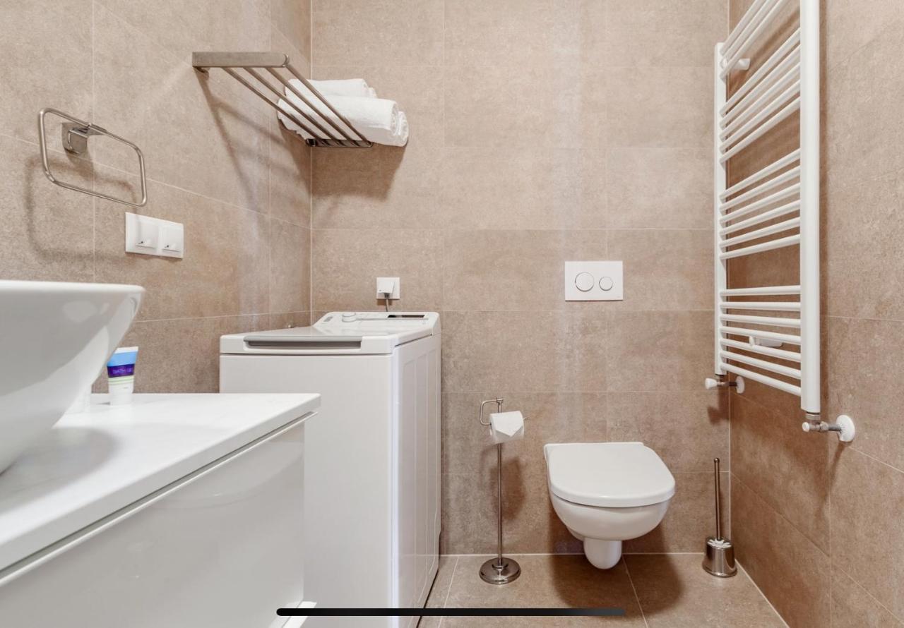 Apartament Modern Studio Coresi Braszów Zewnętrze zdjęcie